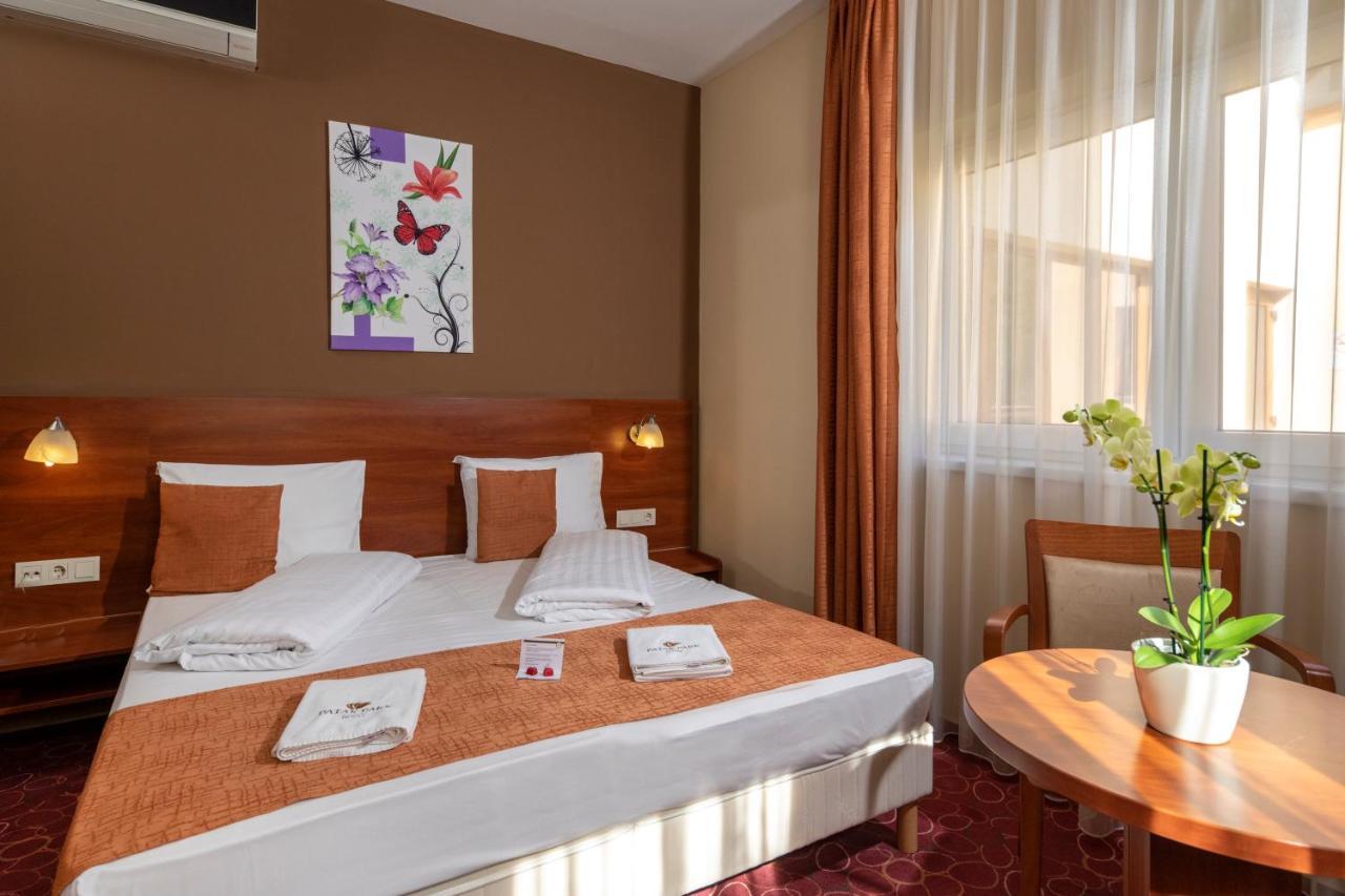 Patak Park Hotel Visegrad (Adults Only) Exterior foto