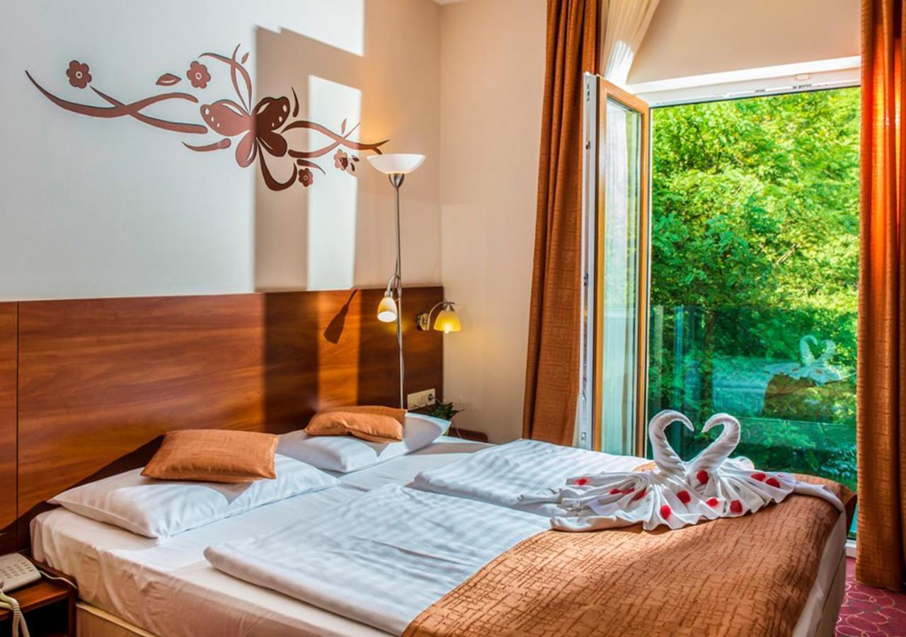 Patak Park Hotel Visegrad (Adults Only) Exterior foto